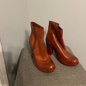 Kork Ease cognac color studded boots